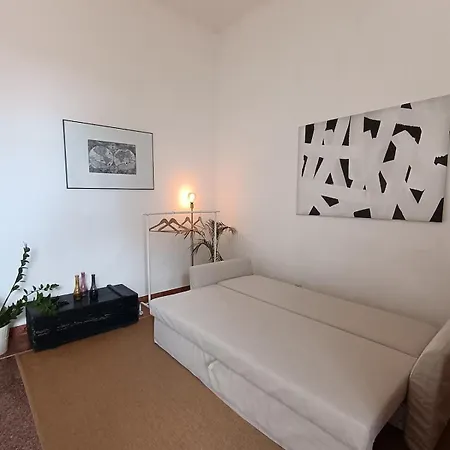 Marzia's Terrace - Historic River *
